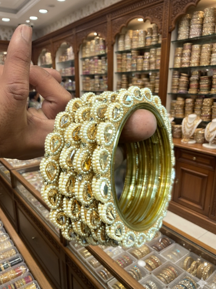 Glass Kundan Pacheli Kade Bangles