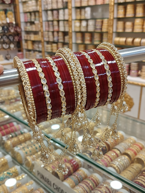 Short Chooda With Jhummar Bangles
